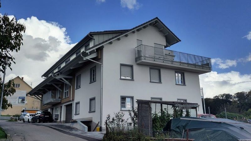 Helles Zuhause mit 3 Zimmern und Blick ins Grüne auf dem Rührberg